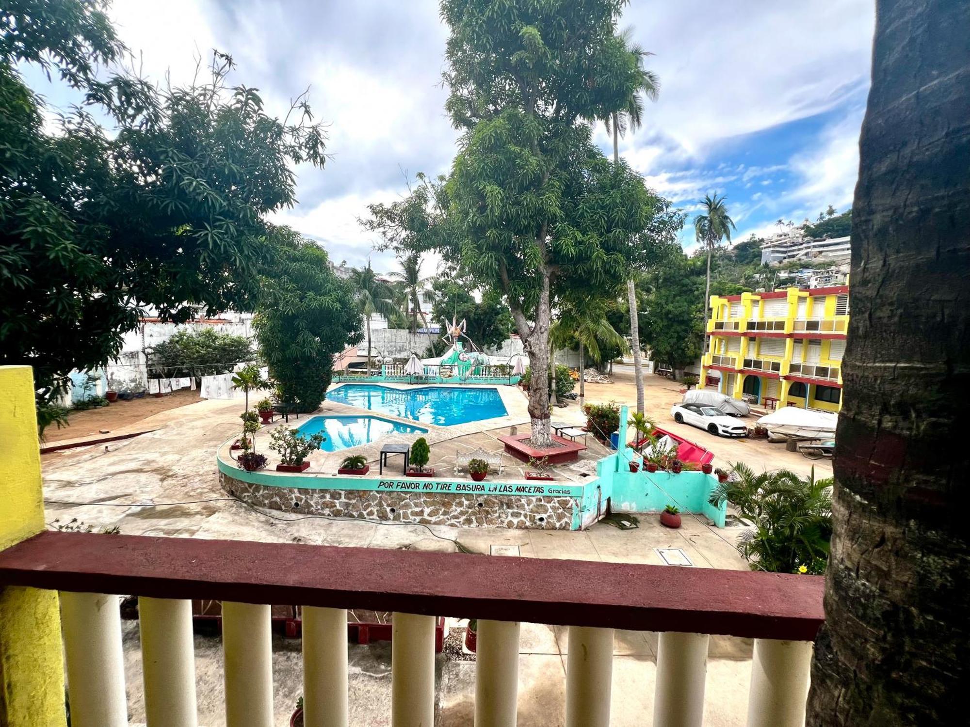 Casa De Huespedes Walton Hotel Acapulco Ngoại thất bức ảnh