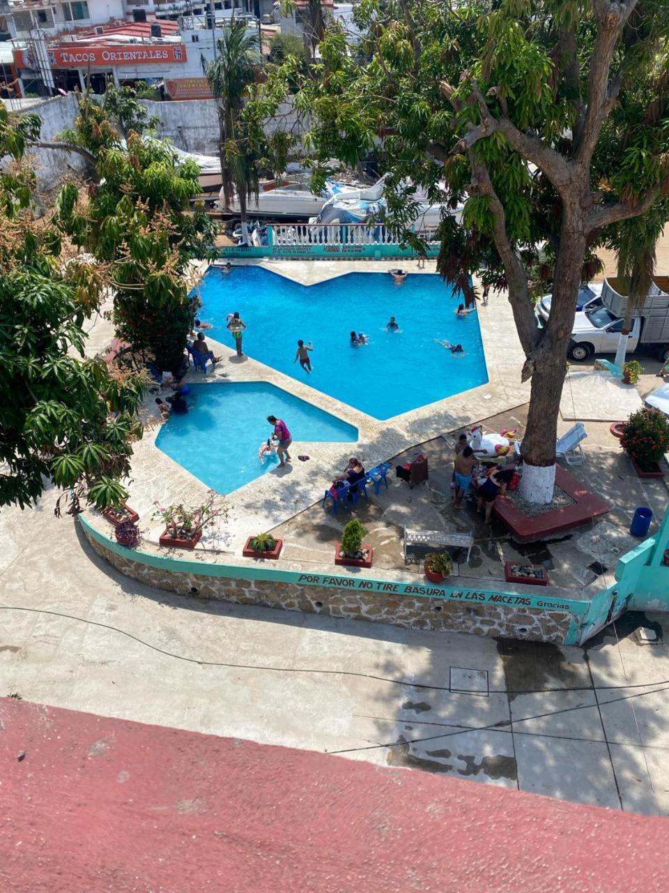 Casa De Huespedes Walton Hotel Acapulco Ngoại thất bức ảnh