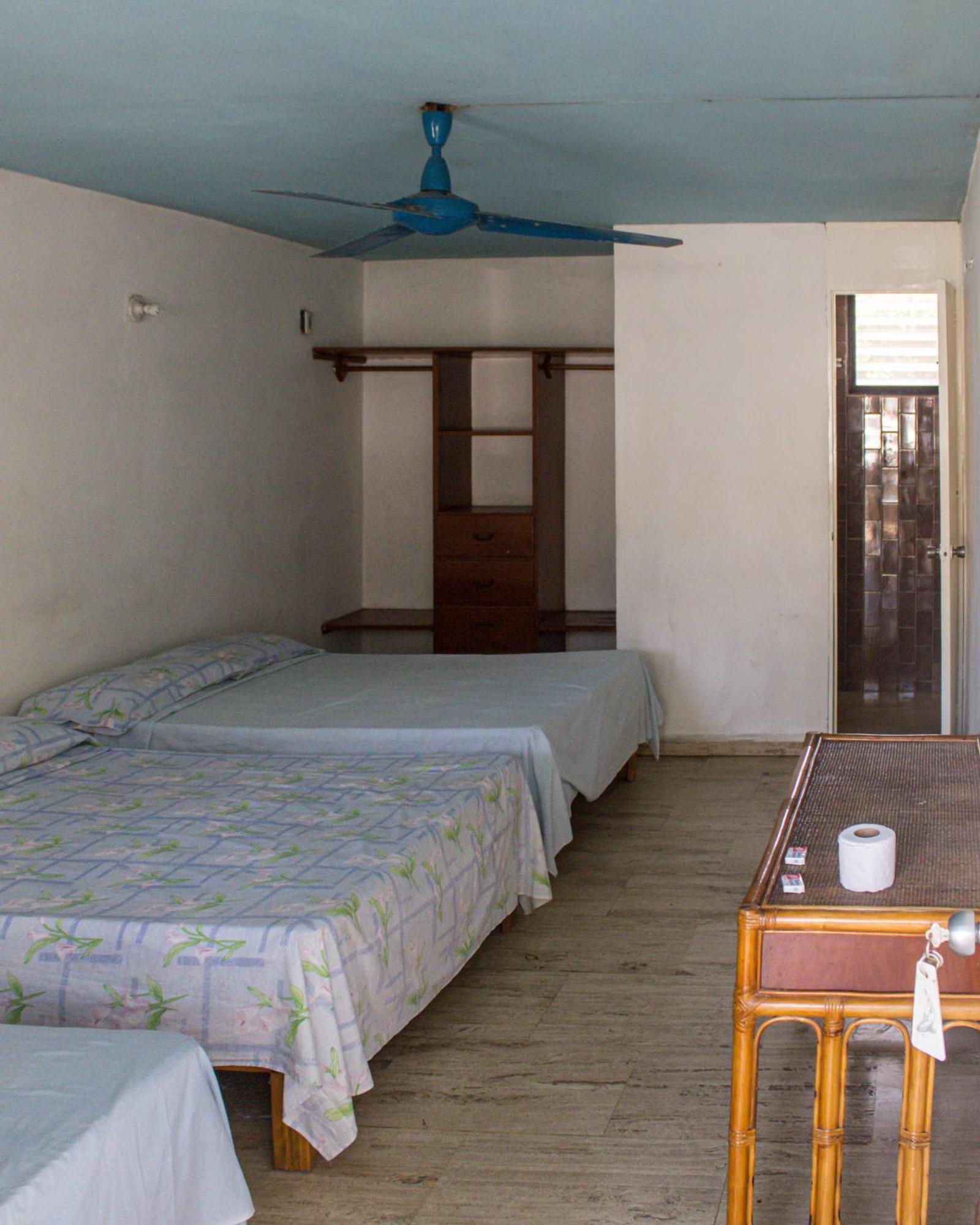 Casa De Huespedes Walton Hotel Acapulco Ngoại thất bức ảnh
